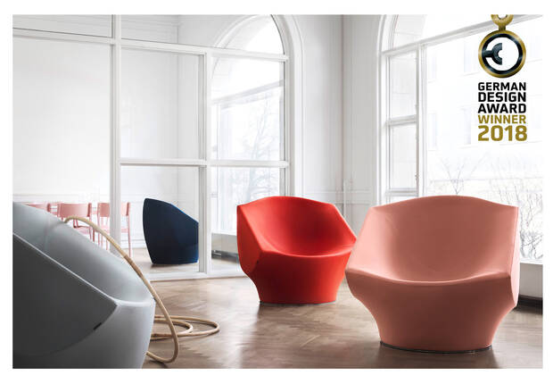 Der Sessel "Phaze" des Designers Karim Rashid