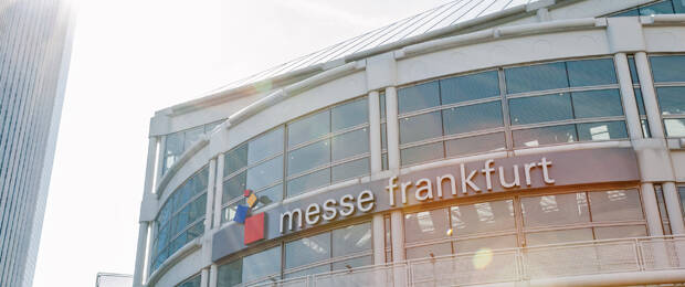 Bis einschließlich März sollen keine eigenen Veranstaltungen am Standort in Frankfurt stattfinden, teilt die Messe Frankfurt mit. Davon betroffen ist unter anderem die Paperworld. (Bild: Messe Frankfurt GmbH / Jacquemin)