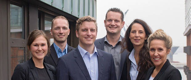 Expertist-Team am Firmensitz in Hamburg (von links): Karina Ebertz, Christian Bode, Andreas Zimmermann (Founder und CEO), Marc Fernsel (Mitgründer und CIO), Anja Mönnich und Julia Schütte.